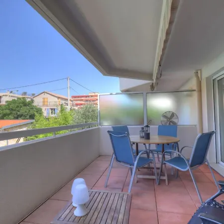 Bright Air-conditioned 'les Terrasses De Juan' Apartment *